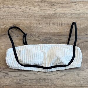 Cupshe White and Black Textured Bikini Top